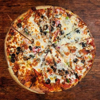 Deluxe Gluten Free Pizza